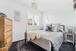 Bedroom- click for photo gallery